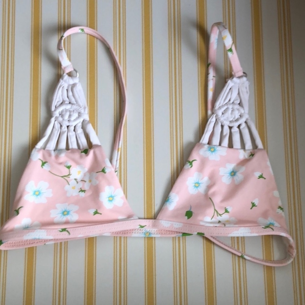 Frankies Bikinis 👙